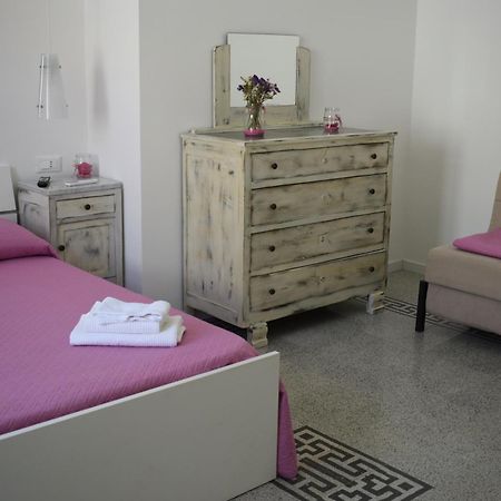 Il Borgo Civ.15 Hotel Паола Екстериор снимка