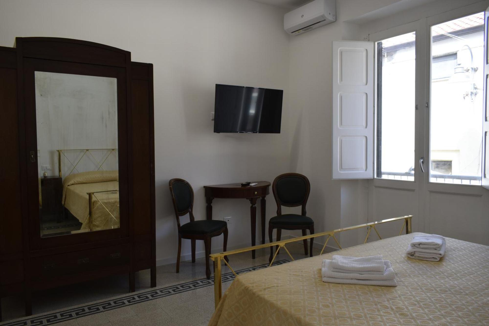 Il Borgo Civ.15 Hotel Паола Екстериор снимка